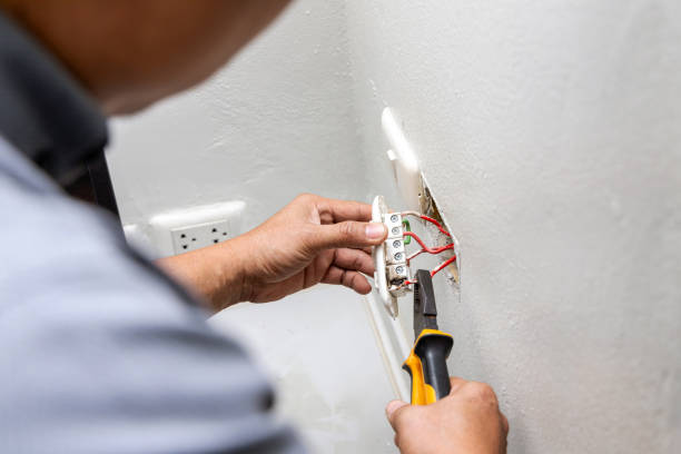 Best Affordable Electrician  in Tularosa, NM